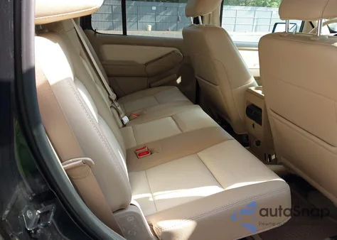 2010 Ford Explorer Eddie Bauer из США, поврежденный, VIN 1FMEU7EE9AUB02149